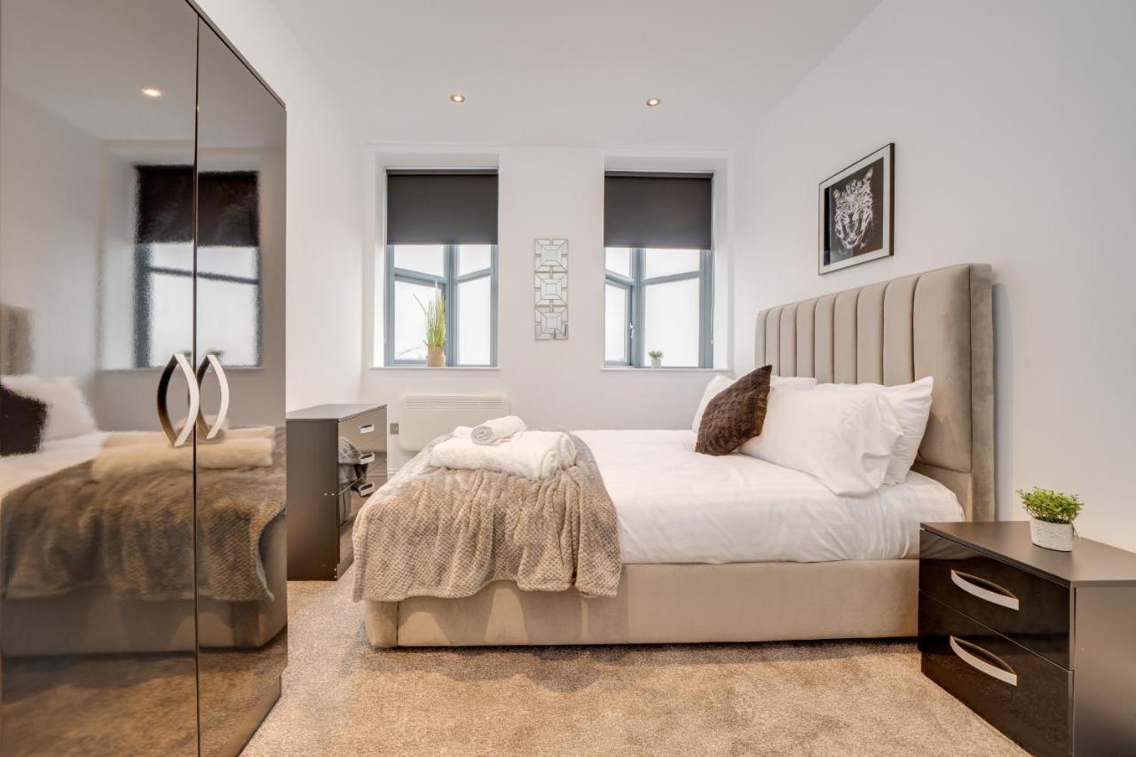 Town House Apartments ウェイクフィールド エクステリア 写真