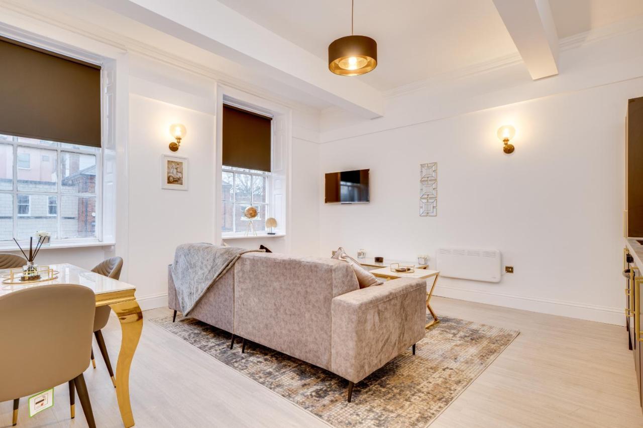 Town House Apartments ウェイクフィールド エクステリア 写真